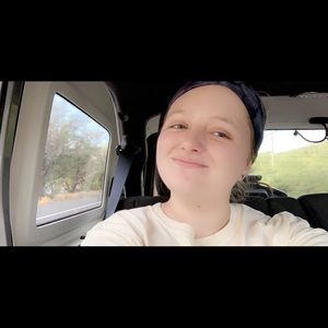 Meet your Posher, Daniela